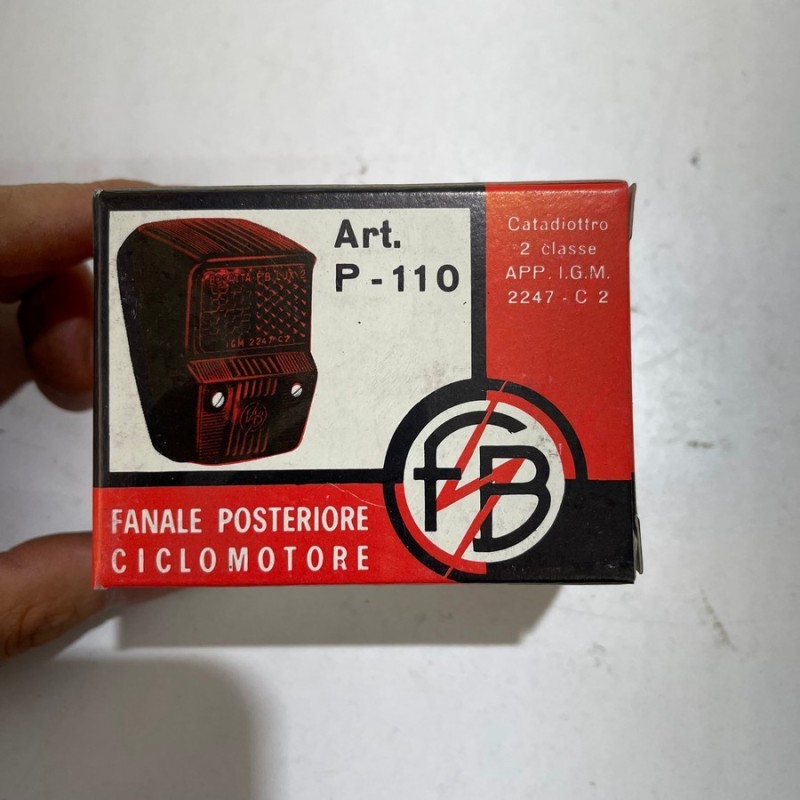 STOP FANALE CATADIOTTRO POSTERIORE CICLOMOTORE UNIVERSALE
