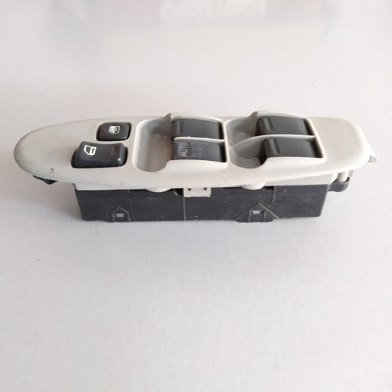 PULSANTIERA ALZACRISTALLI ANT SINISTRA NISSAN ALMERA TINO 2002 COD.80961BU400