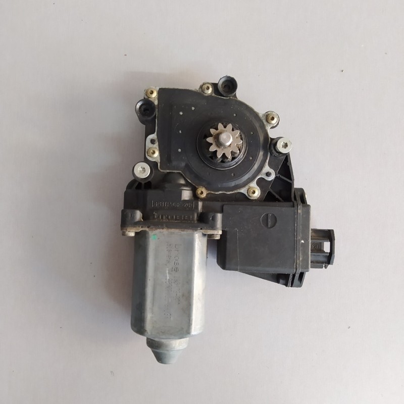 Motorino Alzacristalli ANT.SX Opel Corsa B  1993 -1997 BROSE COD.190473-000