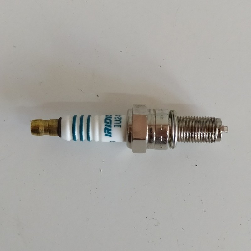 Candela accensione DENSO Iridium Power APRILIA - HONDA - PIAGGIO COD.IU24