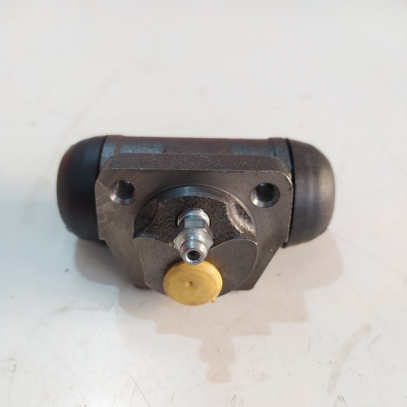 CILINDRETTO FRENO POSTERIORE QH FORD MONDEO SW 1993 COD.BWC3553